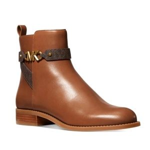 Michael Kors Farrah Flat Boot, Size 9